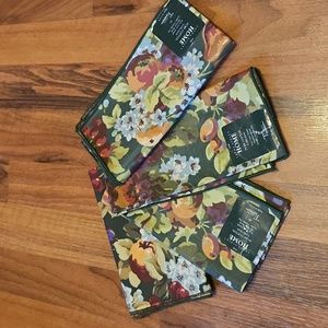 Laura Ashley Cloth Napkins Set of Five Rubens Green Floral Fruit Print New! NWT